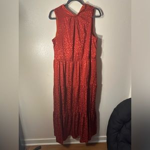 Nice beautiful dress that has subtle animal print design